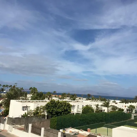 16 Lujo A 200 M Del Mar Corralejo