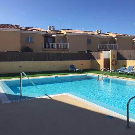 16 Lujo A 200 M Del Mar Corralejo